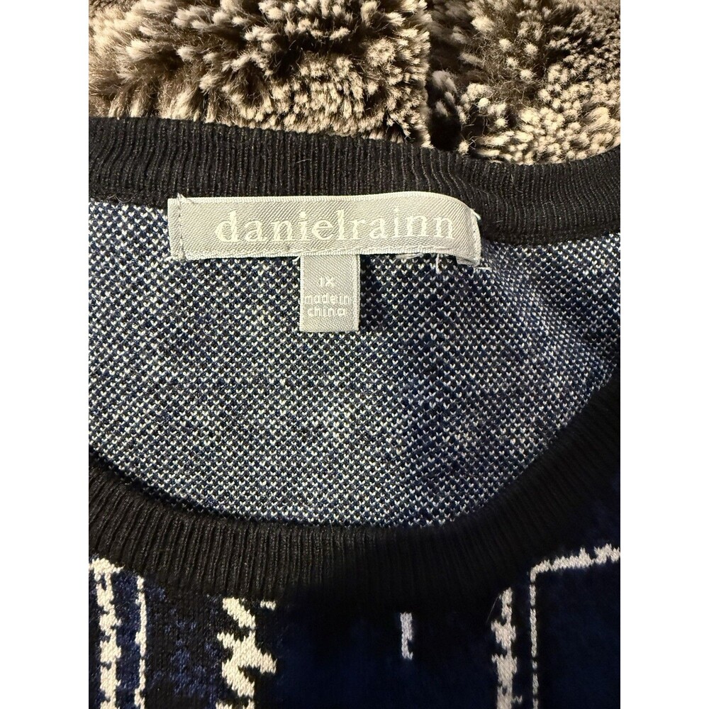 Daniel Rainn Sweater Vest Women 1X Houndstooth Blue Black White Viscose NWOT - Picture 2 of 2